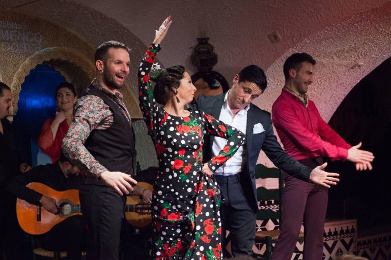 A photo showing four Flamenco dancers.