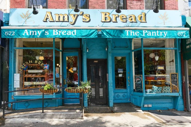 A photo of Amy's Bread, that you'll see on the Hell's Kitchen dessert tour.